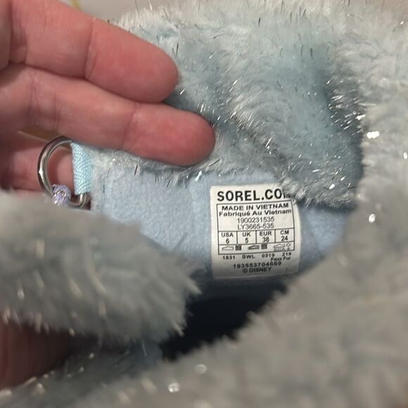 SOREL WHITNEY KIDS FROZEN ELSA EDITION BOOTS SIZE 6 - Picture 2 of 8